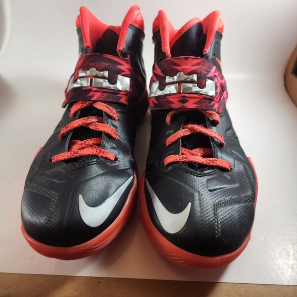 Nike Zoom Soldier Vii Lebron James - Picture 2 of 8